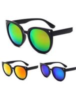 Funky black framed sunglasses with coloured mirrored lenses.  These sunglasses make a great festival wear accessory to your funky festival outfit.  Pretty little thing.