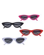 1920's cat eye sunglasses in a choice of colours.  These cat eye sunglasses make a great festival wear accessory to your funky festival outfit.  Pretty little thing.