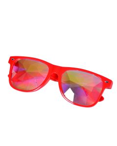 Red kaleidoscope wayfarer glasses.  These wayfarer glasses with kaleidoscope prism lenses make a great festival wear accessory too your funky festival outfit.  Pretty little thing.