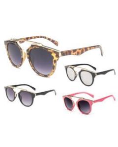 Dior style sunglasses in various colours.  These dior style sunglasses make a great festival wear accessory to your funky festival outfit. Pretty little thing.