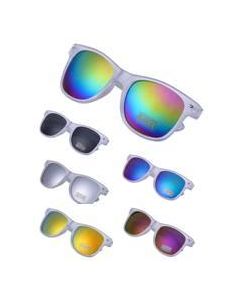 Wayfarer sunglasses with frosted frame and coloured mirrored lenses.  These wayfarer sunglasses make a great festival wear accessory to your funky festival outfit. Pretty little thing.