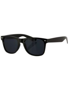 Black wayfarer sunglasses.  These black wayfarer sunglasses make a great festival wear accessory to your funky festival outfit. Pretty little thing.